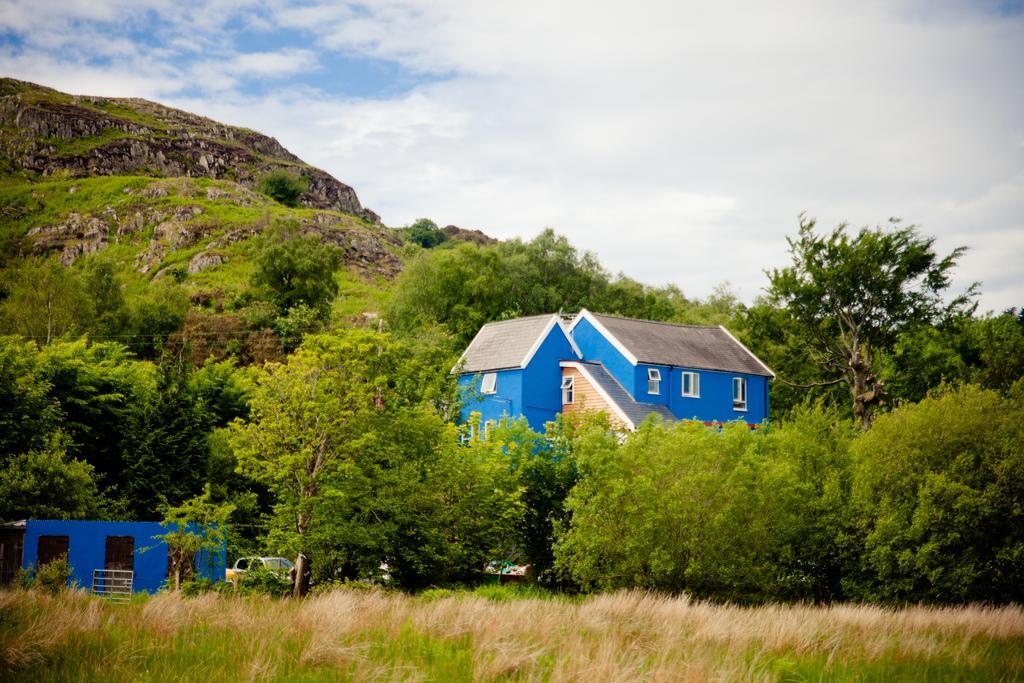 The Snowdon Inn - Y Fricsan Cwm-y-glo Exteriör bild